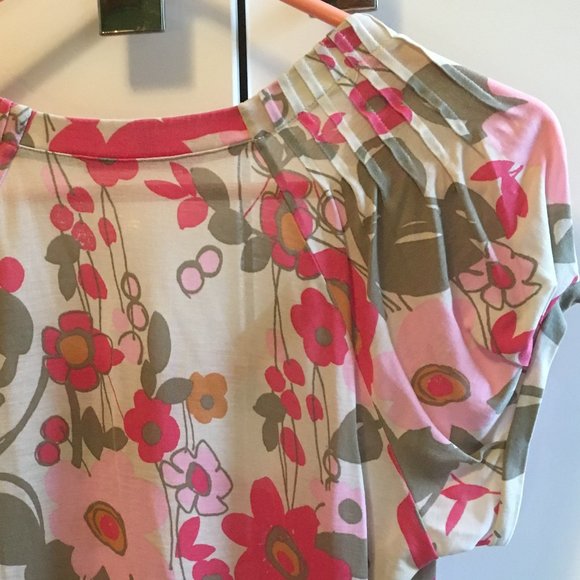 Red and Pink Floral Boho-Style Stefanel Blouse - Picture 3 of 11